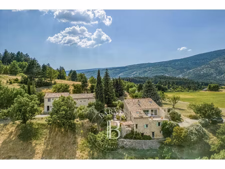 maison de luxe à vendre à sault