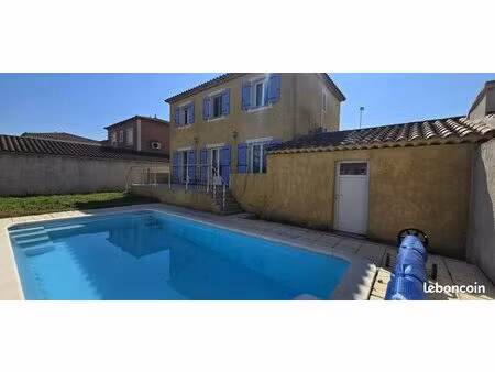 villa 7 pièces 96 m²