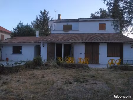 villa a aubagne 9 pieces