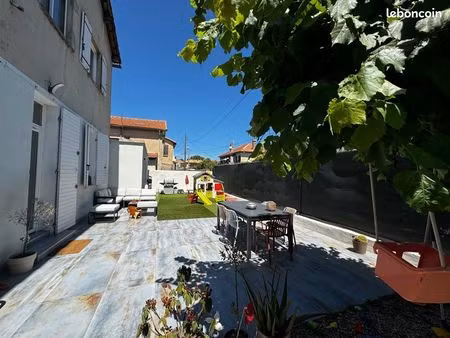maison t3 centre 3 lucs 13012
