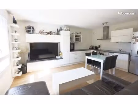 appartement t2 45m2 avec terasse