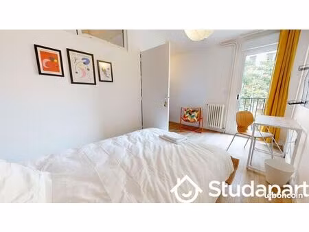 chambre 1 pièce 11 m²