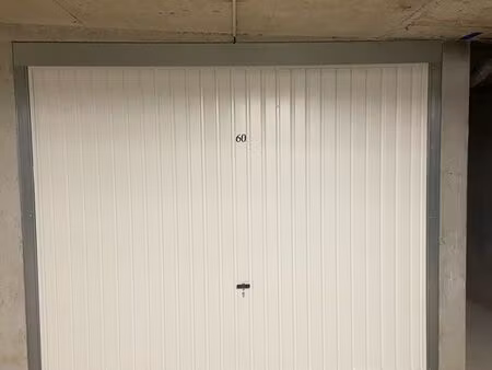 garage à louer