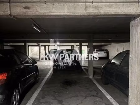 parking/box 11 m² paris
