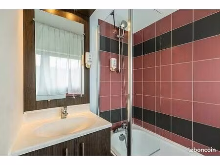 studio 1 pièce 18 m²