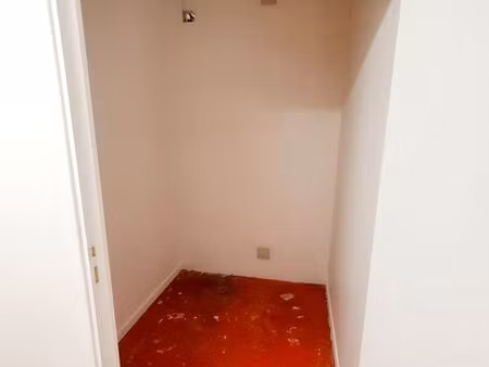 box / local de stockage 4 m² – paris 17 pont cardinet