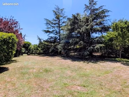 terrain 550 m² montluel