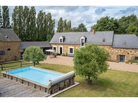 vente maison au lion-d'angers (49220) : à vendre / 186m² le lion-d'angers