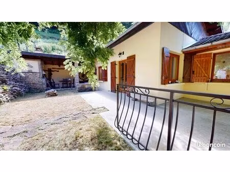 maison 5 pièces 80 m²