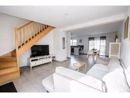 vente maison à longuenée-en-anjou (49770) : à vendre / 123m² longuenée-en-anjou