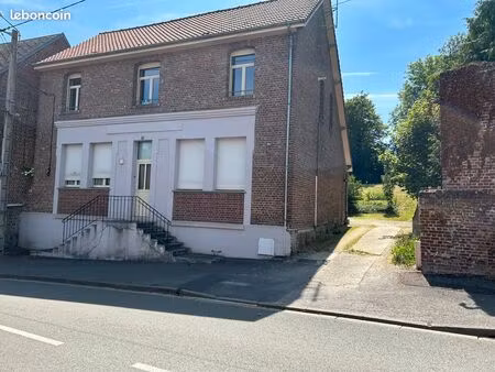 location vermand centre village