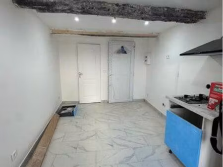 à louer studio à pignans