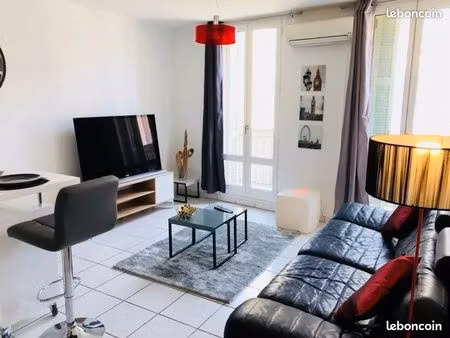 joli t2 meublé entièrement repeint st roch libre clim réversible