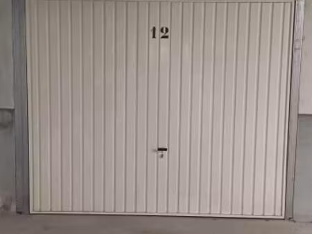 garage/box 13 m² le beausset