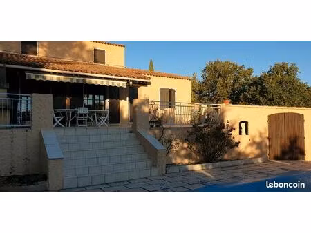 maison avec piscine gareoult