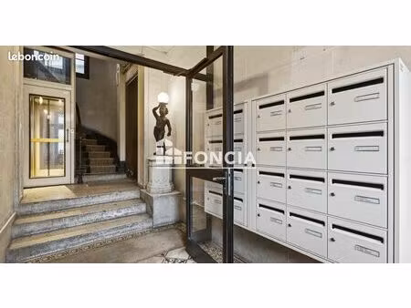 elegant appartement haussmannien boulevard magenta
