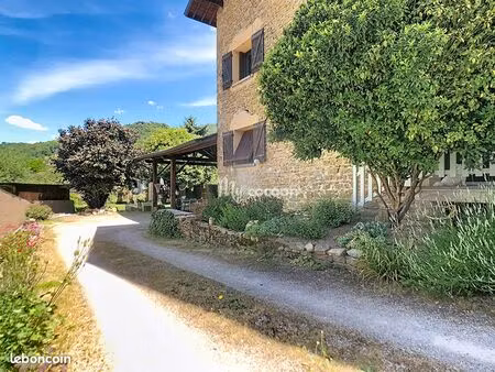maison 8 pièces 224 m²