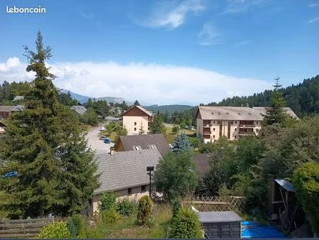 t2 meublé avec balcon