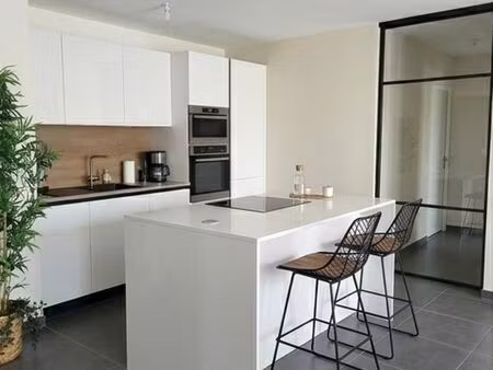rare t3 moderne 55m² – balcon + parking – lyon 9 rochecardon/ industrie