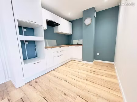 t4 rénové - 3 chambres - st genis laval