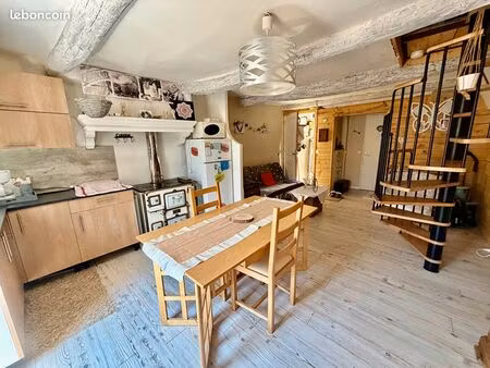 maison de village 3 pièces 45 m²