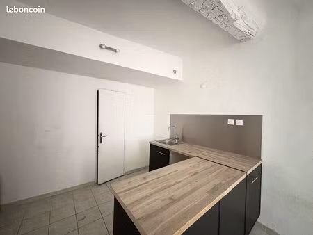 immeuble 6 pièces 220 m²