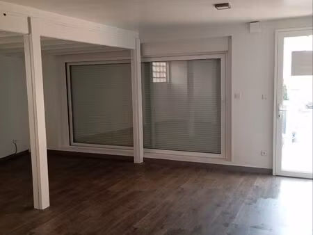 local commercial