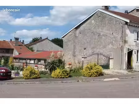 maison 6 pièces 84 m²