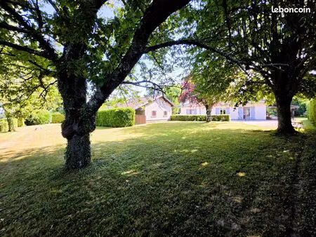 maison 6 pièces 140 m²