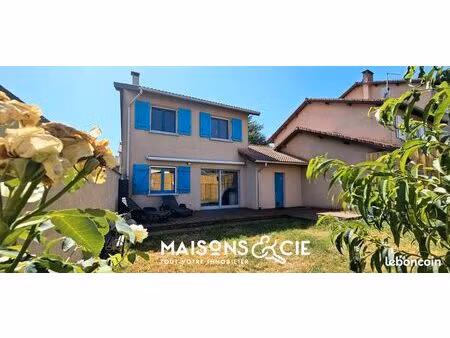 villa 4 pièces 92 m²