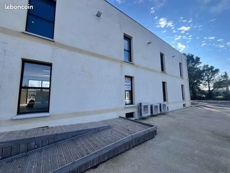 bureau à loue