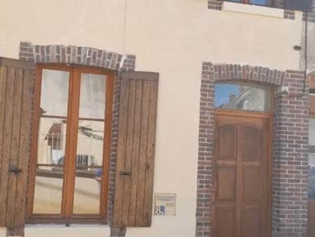 maison de ville a louer 580 euros