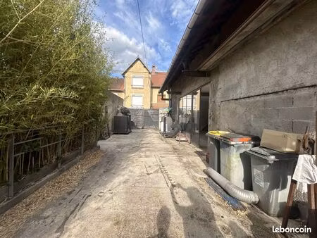 maison 3 pièces 130 m²
