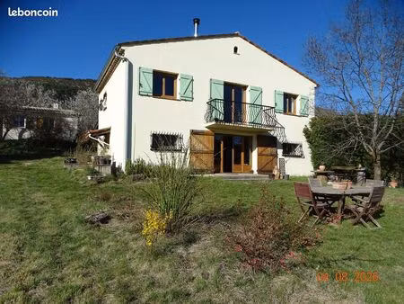 maison 6 pièces 135m² · terrain 7300m² · peyroules 04120