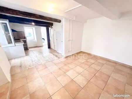 maison de village 3 pièces 46 m²