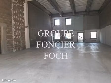 bureaux 400 m² blyes