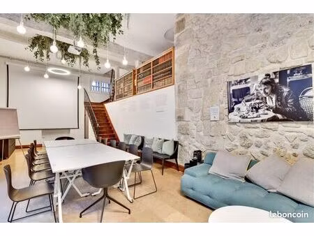 bureaux 150 m²