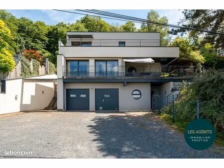 propriété 9 pièces 206 m²