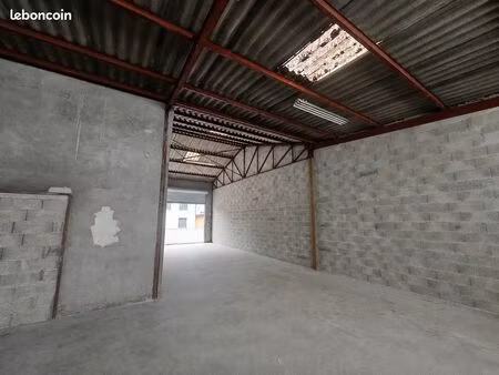 entrepôt hangar stockage 117m2 belley 01300