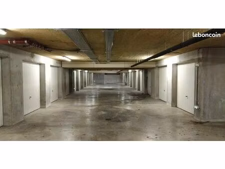 garage/box 14 m² bourg en bresse