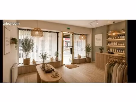 local commercial à louer 63 7 m²