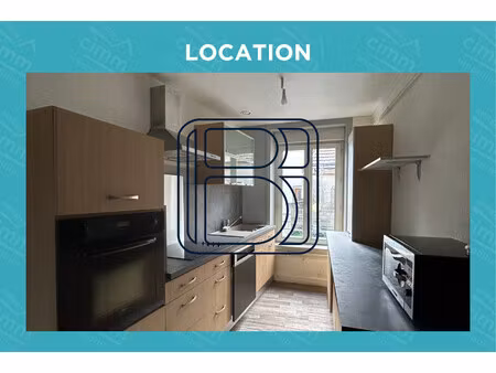 f3 de 58 m² avec cuisine aménagée et équipée