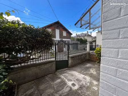 maison de ville 7 pièces 110 m²
