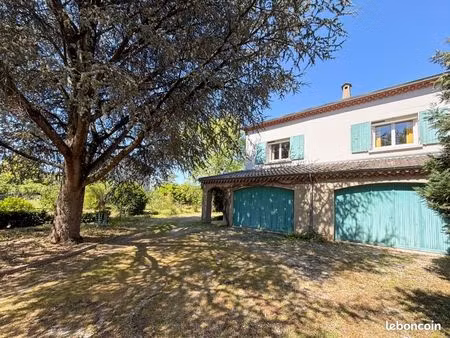 maison 6 pièces 157 m²