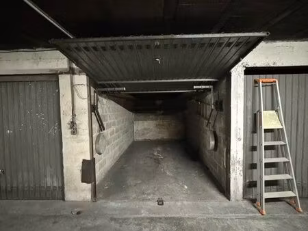 garage sécurisé télécommandé