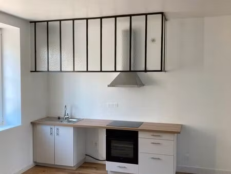 loue maison 4 pièces 110 m2