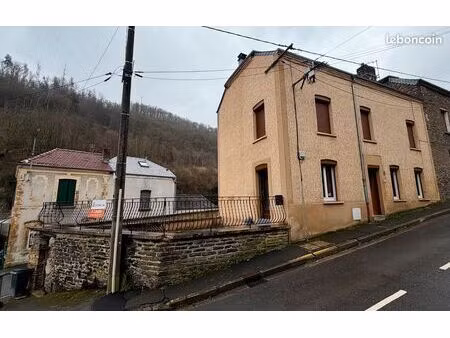 maison familiale rénovée avec terrasse – bogny-sur-meuse (ardennes)