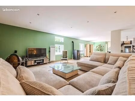 maison 6 pièces 282 m²