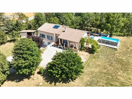 maison 6 pièces 143 m²