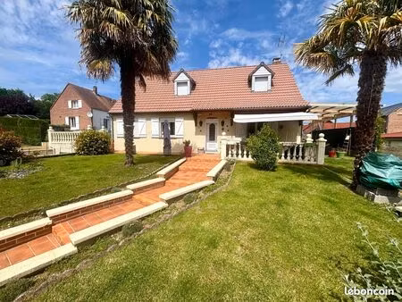 maison 5 pièces 200 m²